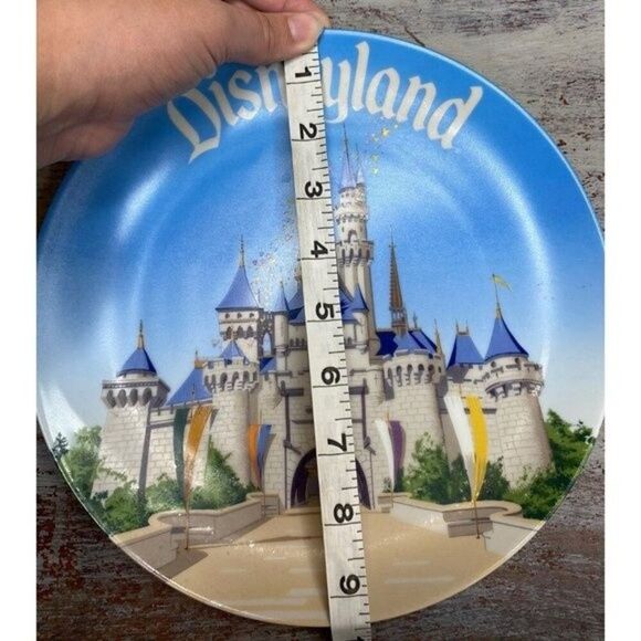 Vintage Disneyland souvenir plate - Picture 6 of 6